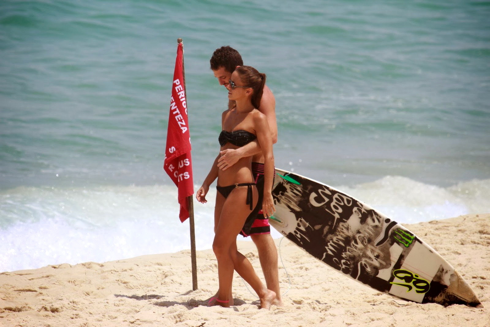 Fernanda de Freitas showing off her bikini body on the beach in Barra da Tijuca, #75214269