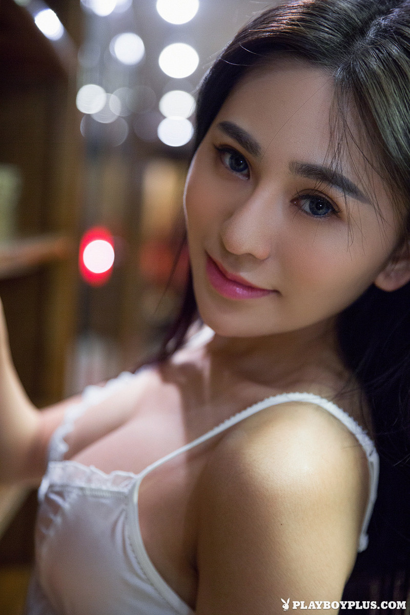 Wu Muxi exposes her perfect curves in the old library #71040776