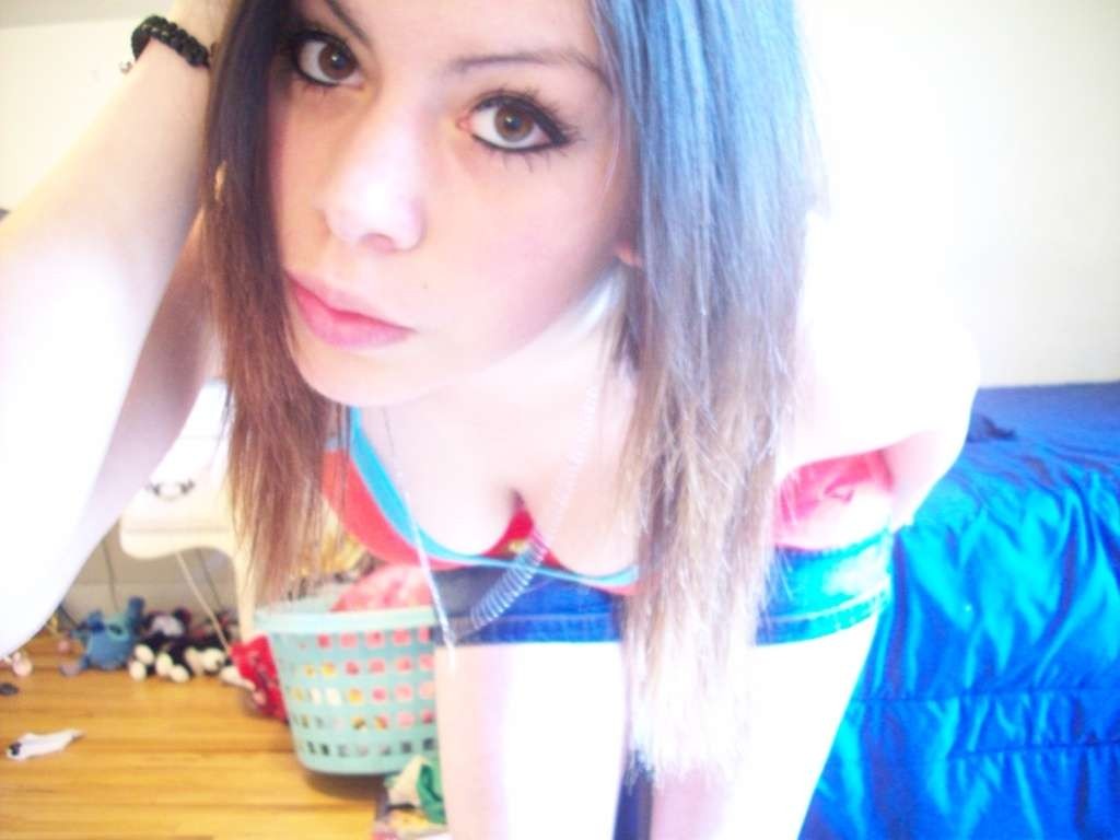 Autofotos de una guapa tetona
 #75723287