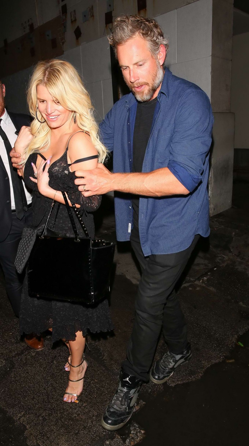 Jessica Simpson wardrobe malfunction while stumbling out of Sayers Club in Holly #75162398