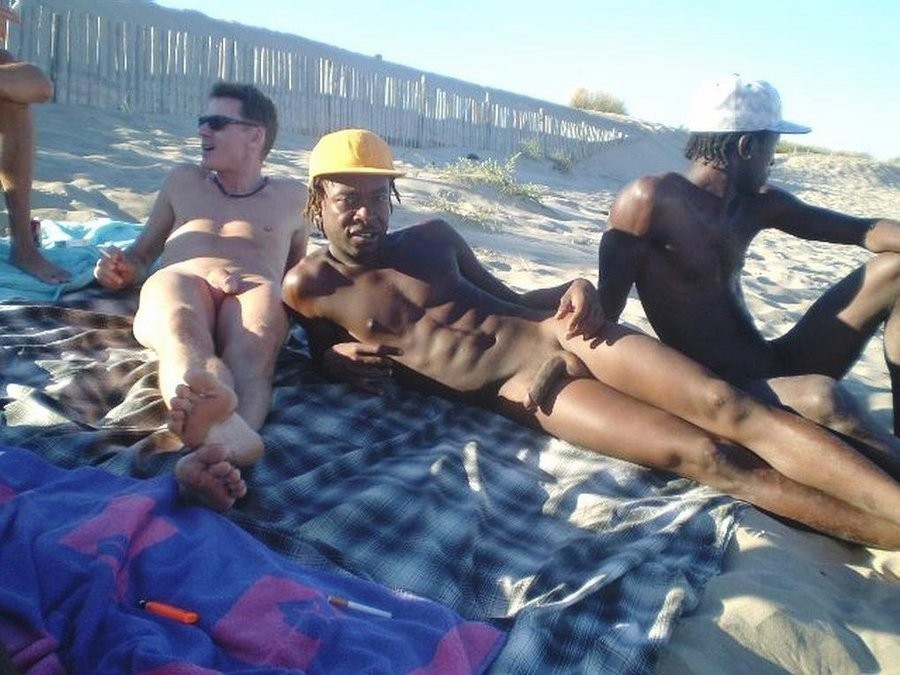 Unglaubliche FKK-Fotos
 #72310733