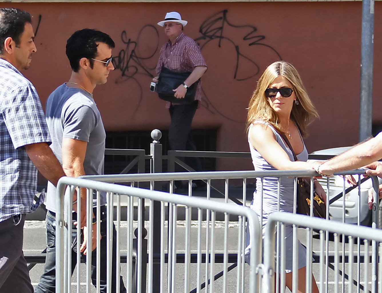 Jennifer Aniston showing pokies and leggy on the set of We're the Millers and on #75255467