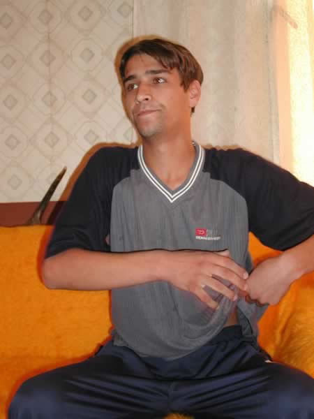 かわいい大学生のオナニー
 #77010178