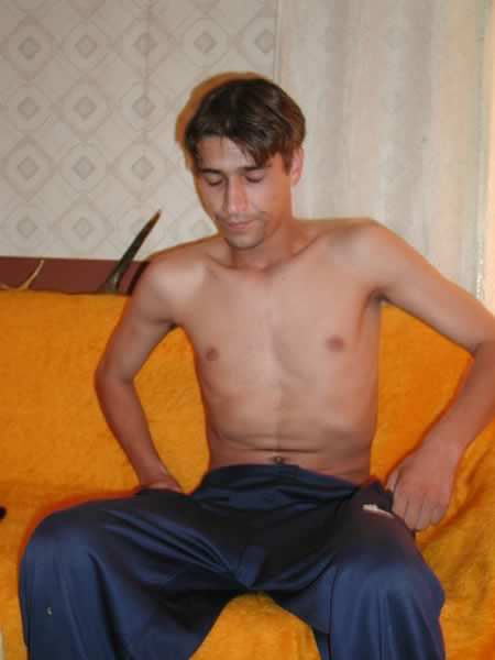 かわいい大学生のオナニー
 #77010197