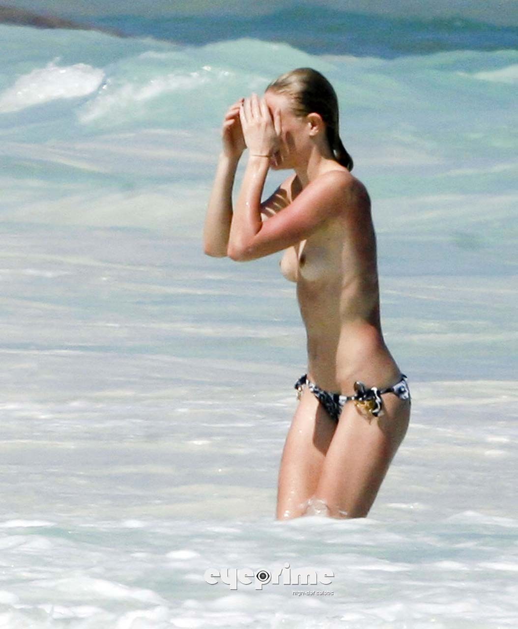 Kate Bosworth enjoying in topless on beach and showing sexy body #75308576