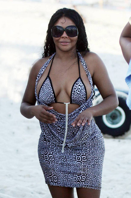 Lil Kim huge big boobs and round fat ass #75378414