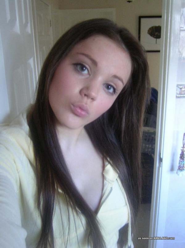 Chupando una erección
 #68107795