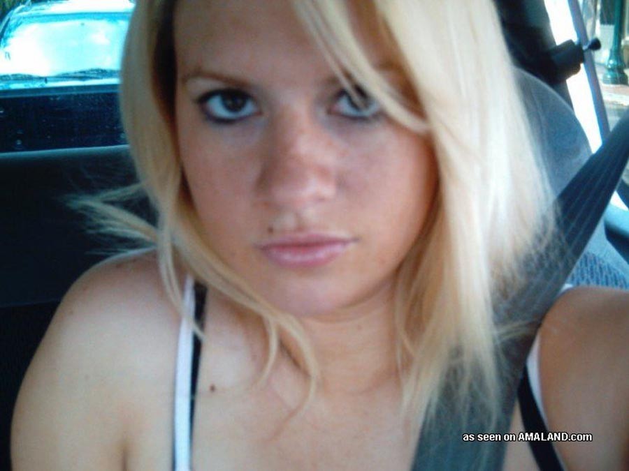 Rubia rellenita camwhoring
 #75509841