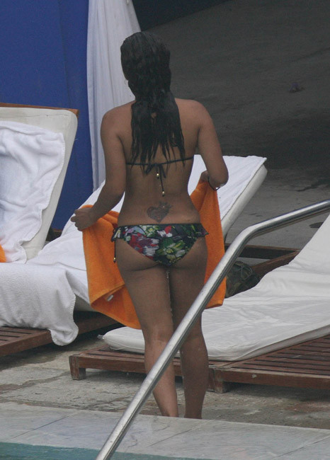 Sexy celebrity Cuba babe Christina Milian amazing ass #75408294