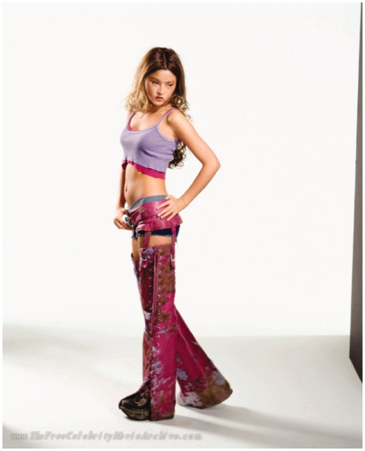 Asiatische Berühmtheit Devon Aoki völlig nackt
 #75427114