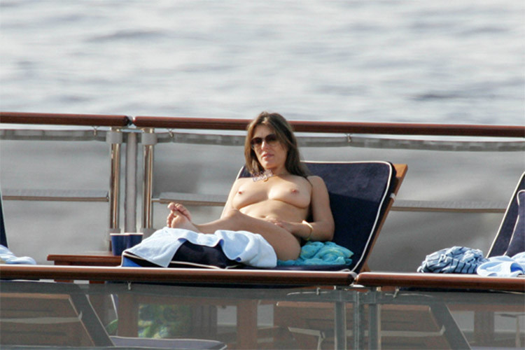 Elizabeth Hurley showing tits on yacht paparazzi #79486953