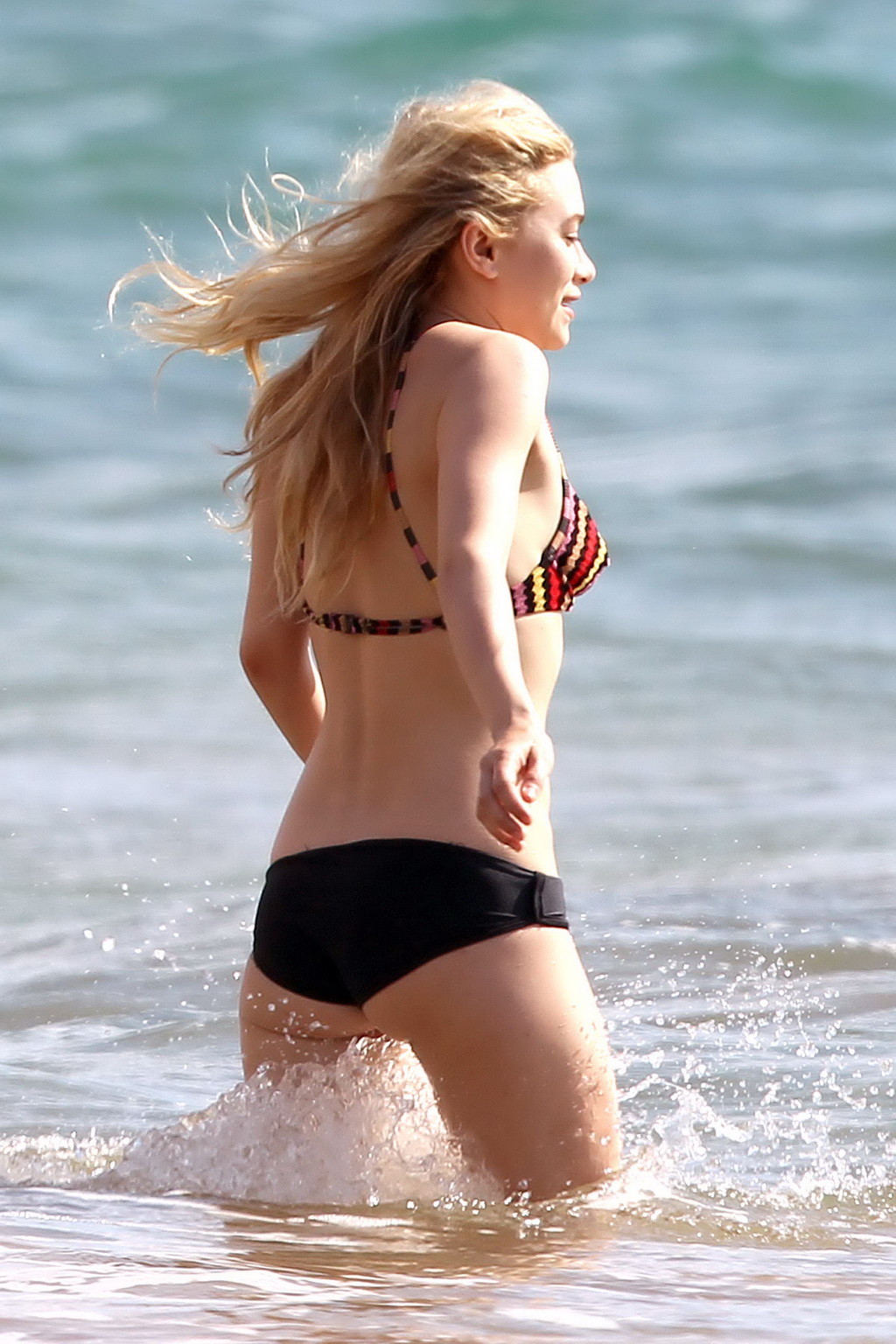 Ashley Olsen showing off her small tits and juicy ass in wet bikini at the beach #75262504