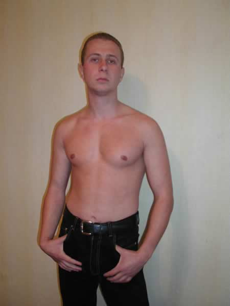 Sexy amateur quitándose el jean
 #77010012