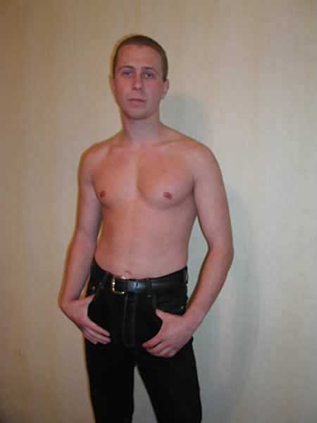 Sexy amateur quitándose el jean
 #77010018