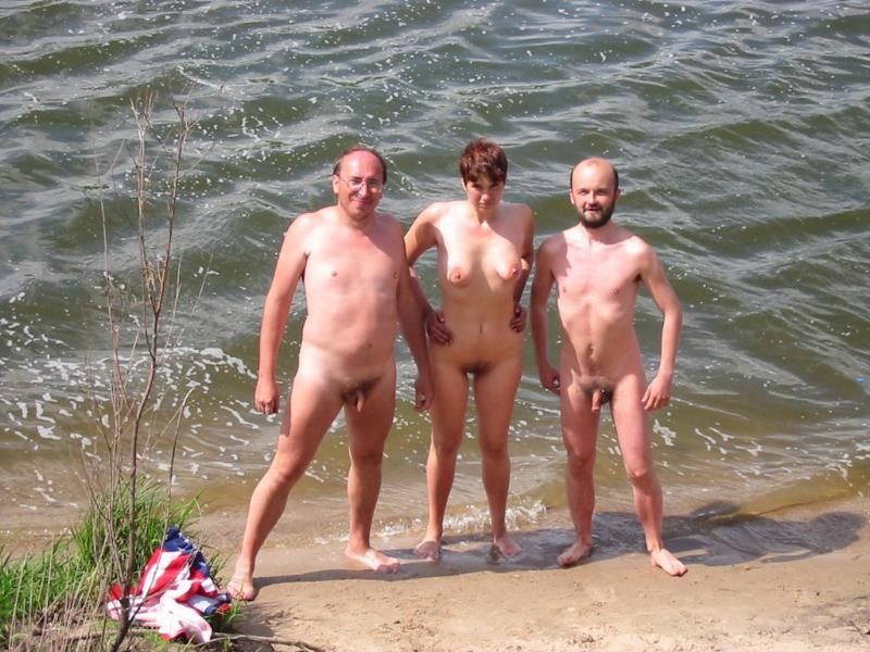 Avertissement - photos et vidéos de nudistes réels et incroyables #79482885