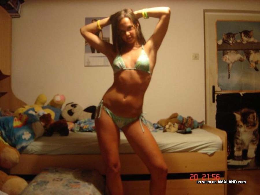 Selezione di foto di ragazze amatoriali sexy kinky in posa 
 #68388917