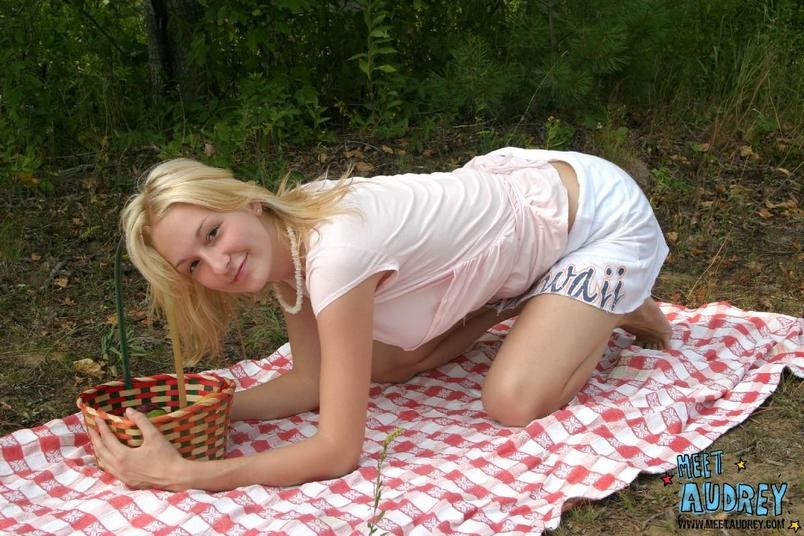 Cute Audrey showing her nice boobs out on a picnic #78632164