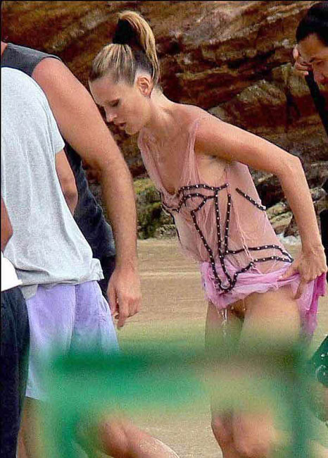 Celeb Kate Moss shows her perfect perky tits #75427288