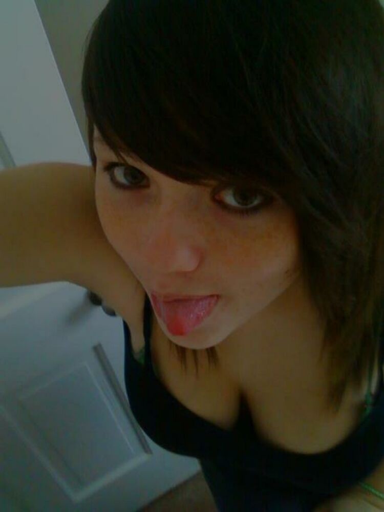 Big tit gfs exposing thier busty bodies gallery 36
 #67754886