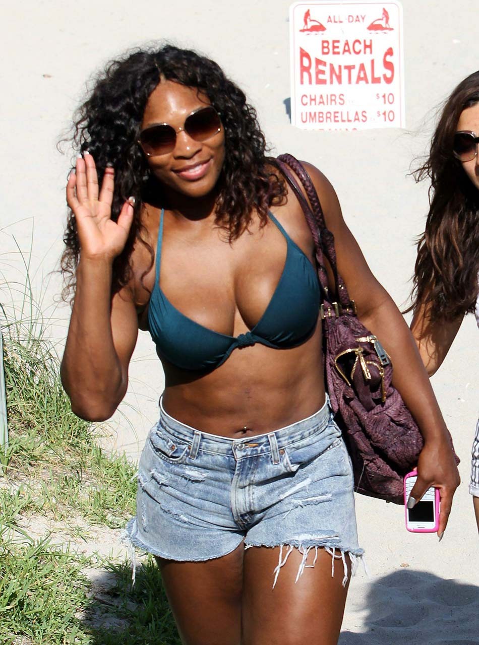Serena Williams exposing sexy body and hot ass in bikini on beach #75295938