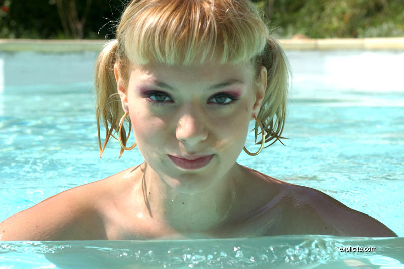 Tia, pigtails girl toying and being fist-fucking at the poolside #78218753