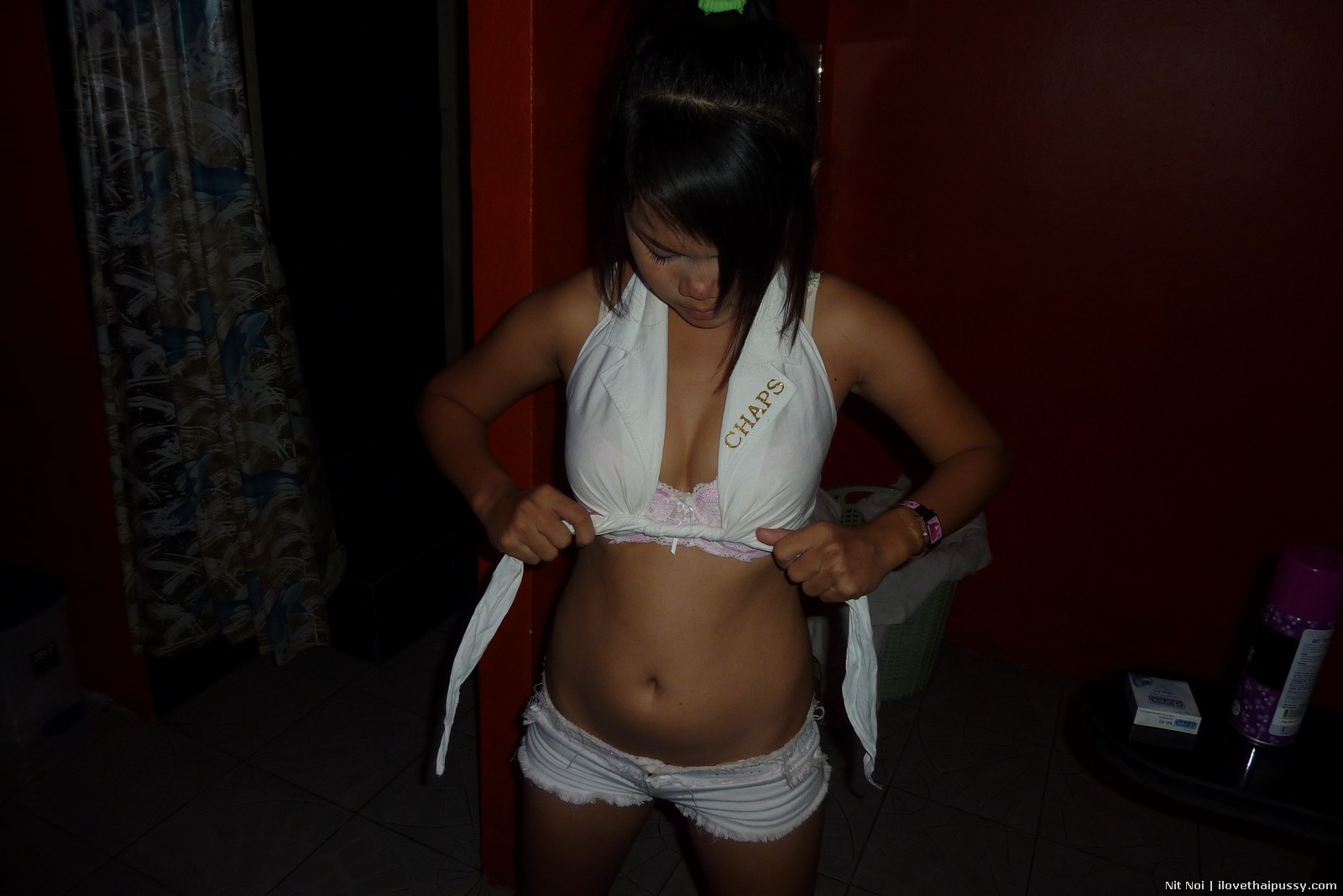 Dolce prostituta tailandese scopata da un turista sessuale svedese in vacanza puttana asiatica
 #69870575