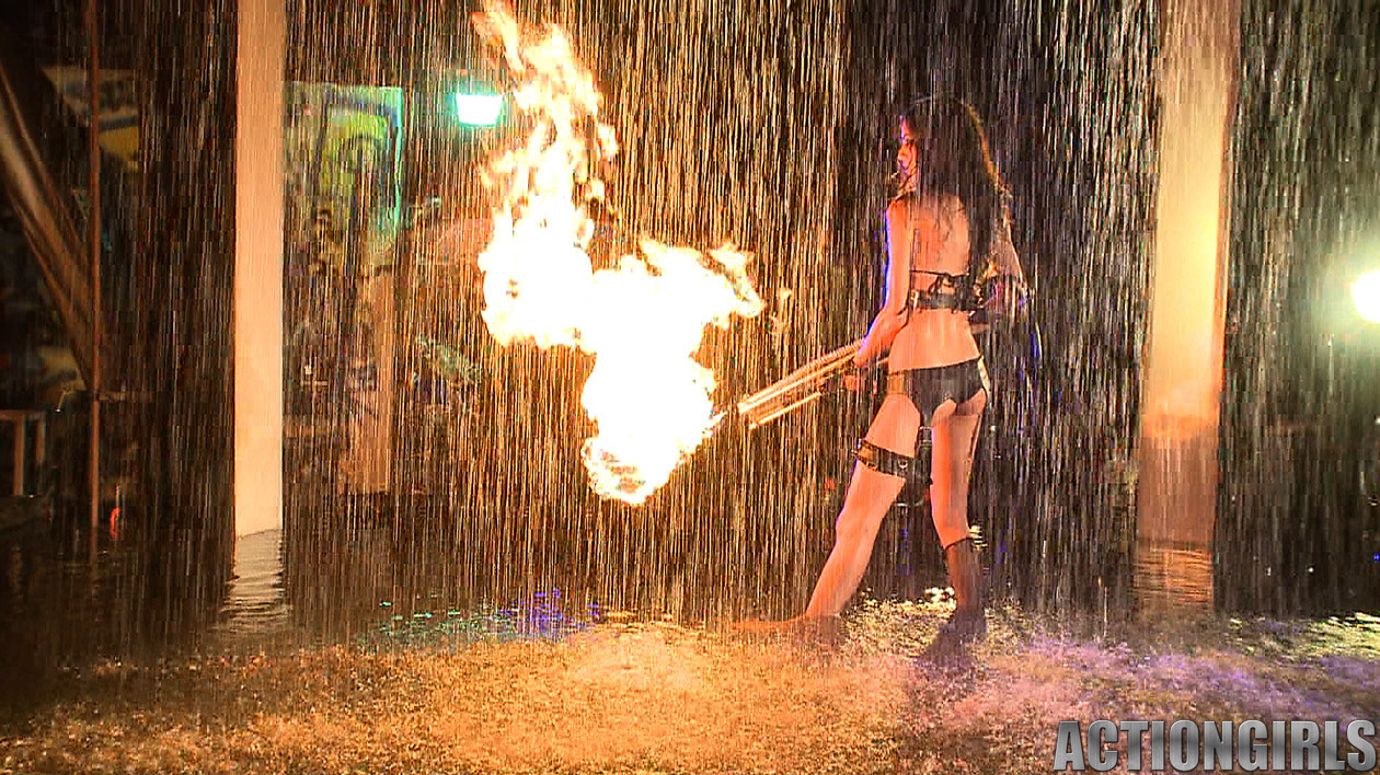 排他的なアクションガールズ・リーアンナ・ヴァンプ・モニカの写真 actiongirls.com
 #71110996