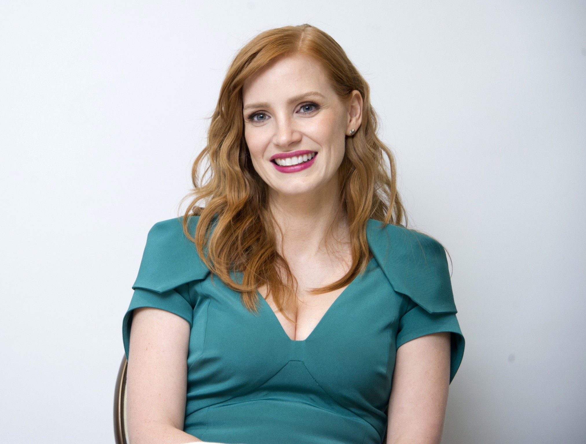 Jessica Chastain mostrando enorme scissione a un photocall anno più violento in bever
 #75180211