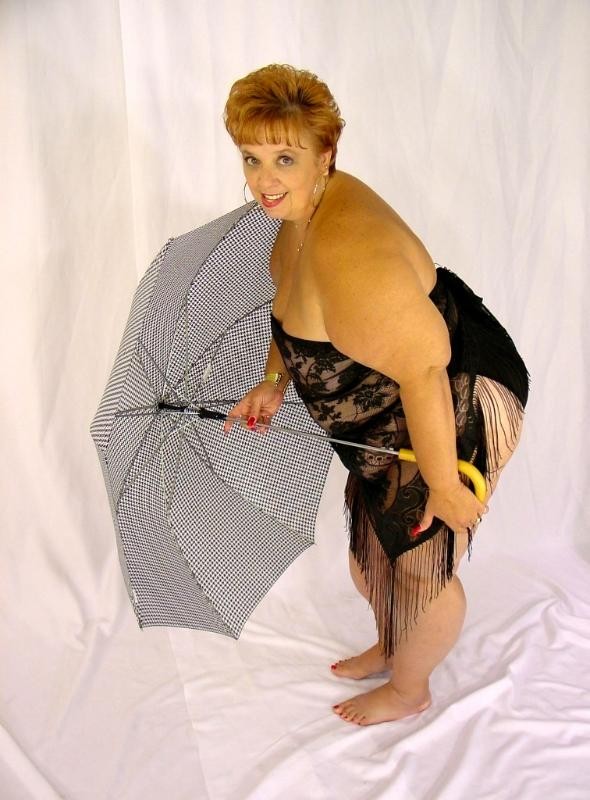 Rotschopf Plumper posiert
 #75583872