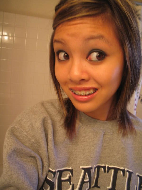 Sweetie posing and mugging real cute for her cam #69825593