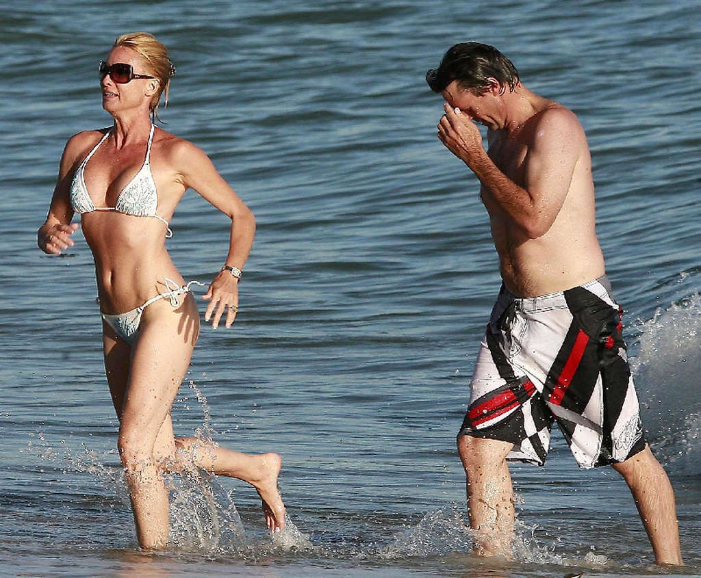 Nicollette Sheridan showing her nice and sexy ass on beach #75374595