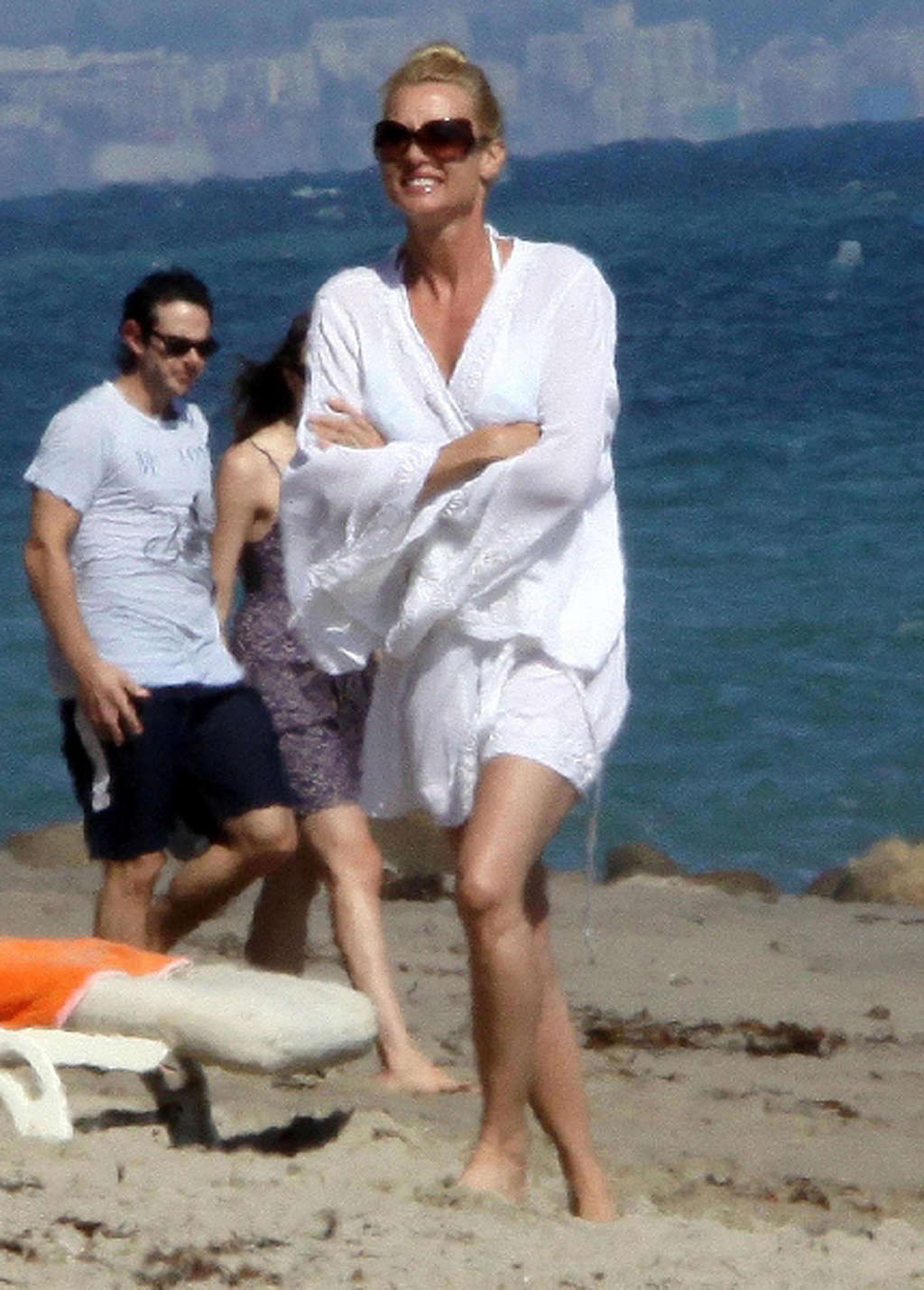 Nicollette Sheridan showing her nice and sexy ass on beach #75374638