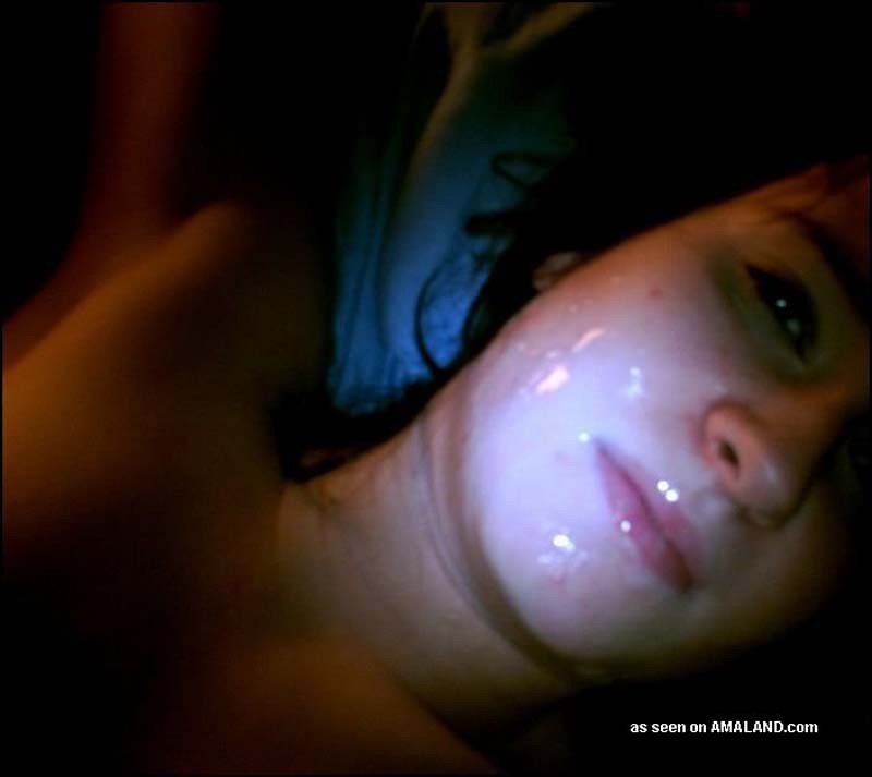 Novias amateurs reales recibiendo corridas faciales
 #75847939