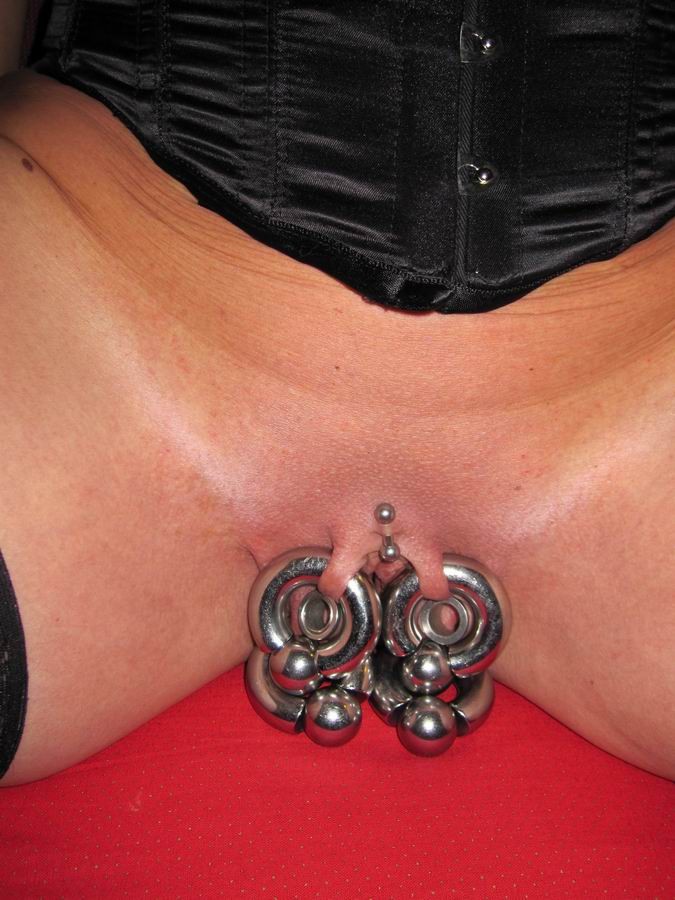 Extremes Tattoo und Piercing
 #73229909