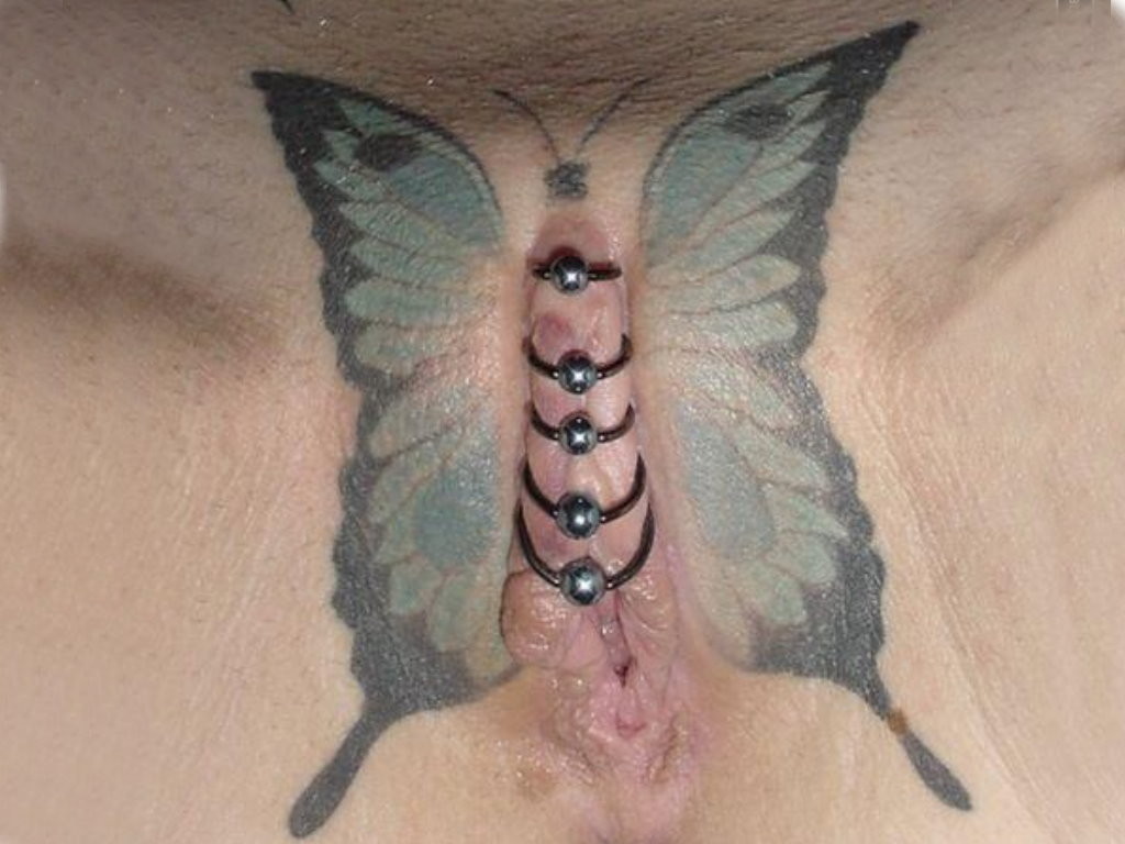 Extreme tattoo and piercing #73227744