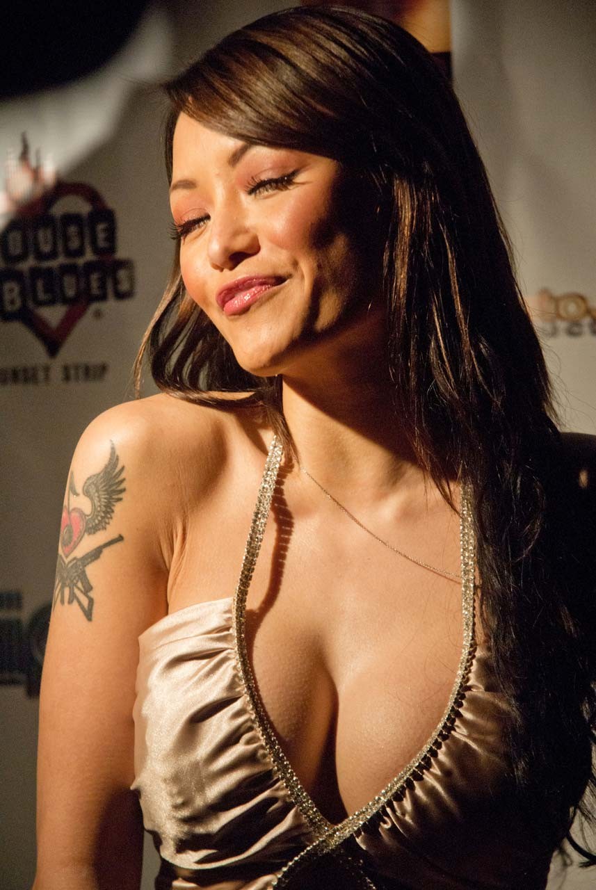 Tila Tequila showing huge cleavage and posing sexy for paparazzi #75324183