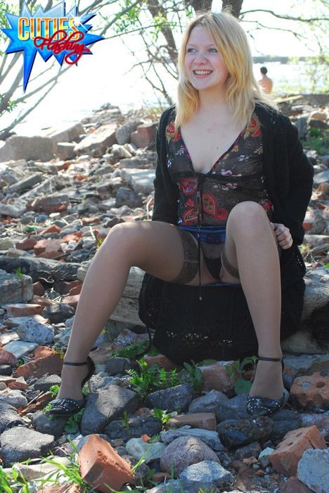 Cuties Flashing #71542688