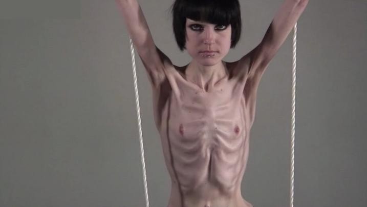 Chicas flacas anoréxicas folladas en algunas posiciones
 #77368662