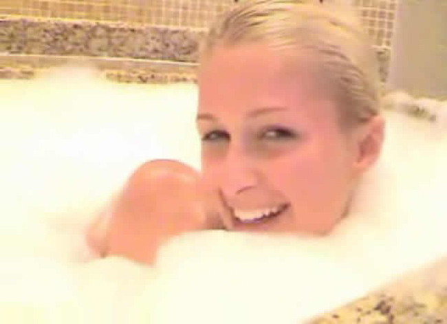 Rich babe Paris Hilton taking bath and showing perfect nude body #75435881