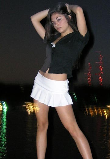 exotic gf in skirt #78622306