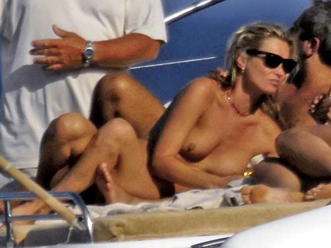 Kate Moss showing her nice tits on yacht with some friends paparazzi pictures #75384754