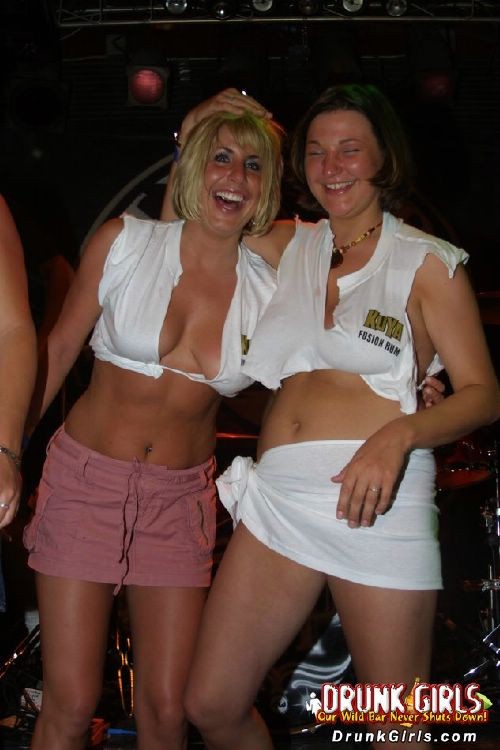 Amateur girls flashing on the beach or drunk at the dicso