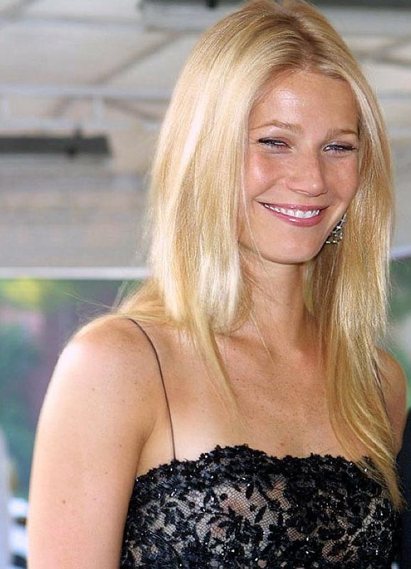 Celebrity Gwyneth Paltrow totally exposed hairy pussy and tits #75400920