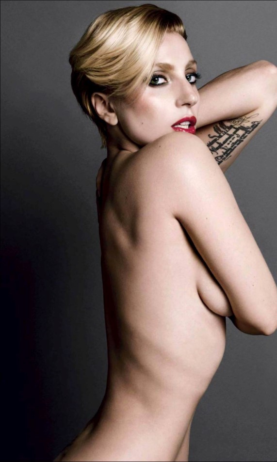 Lady Gaga  see her tits and pussy  totally nude posing pictures #75189904