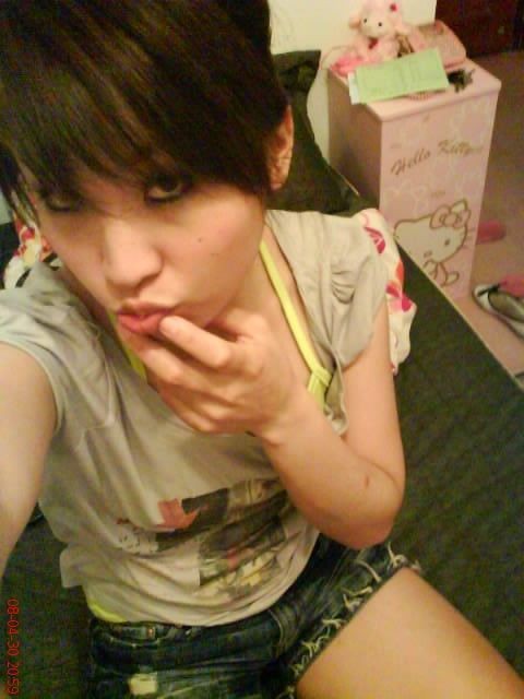 Süßes asiatisches Babe postet ihre sexy und nackten Bilder im Netz
 #68436085