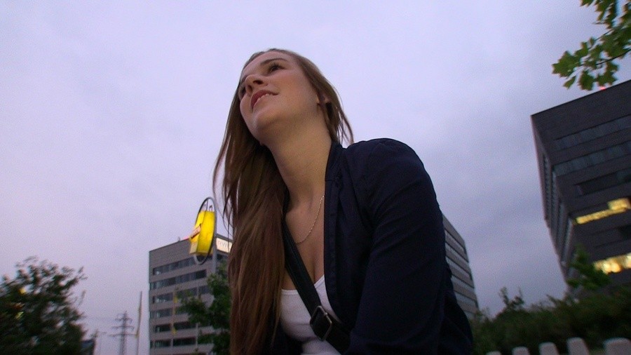 アレクシス
 #67239172