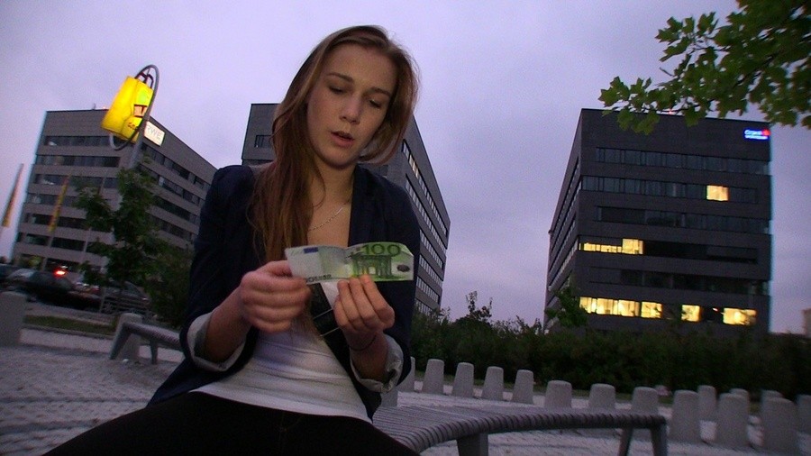 アレクシス
 #67239217