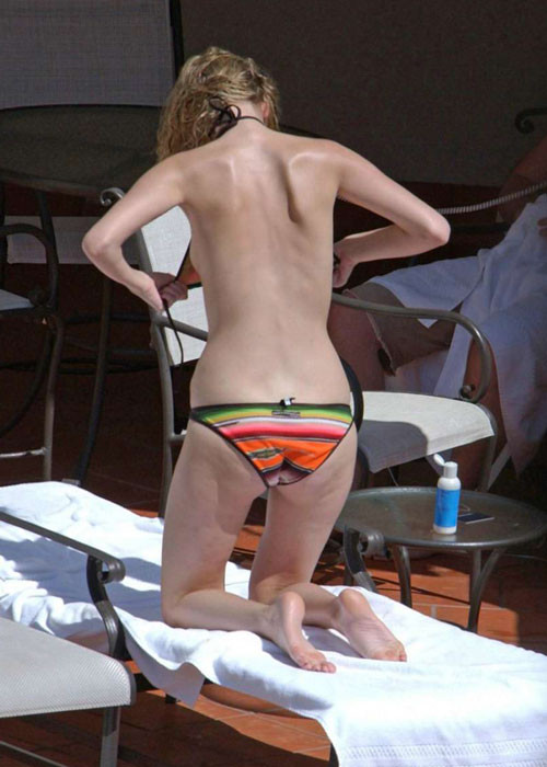 Magra celeb mischa barton topless e in bikini
 #73208995