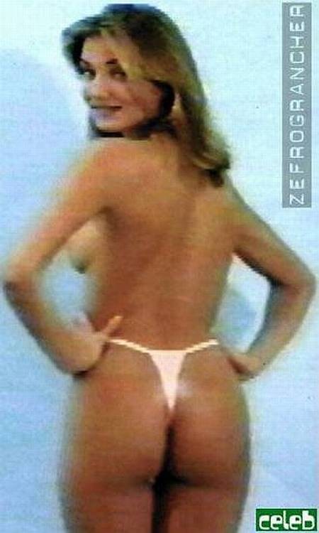 slender actress Cameron Diaz in several amateur nudes #75357644