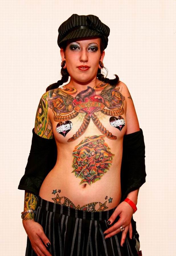 Extreme tattoo and piercing #67707404